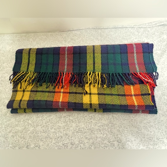 JCREW- MULTI COLORED SCARF - Picture 3 of 7